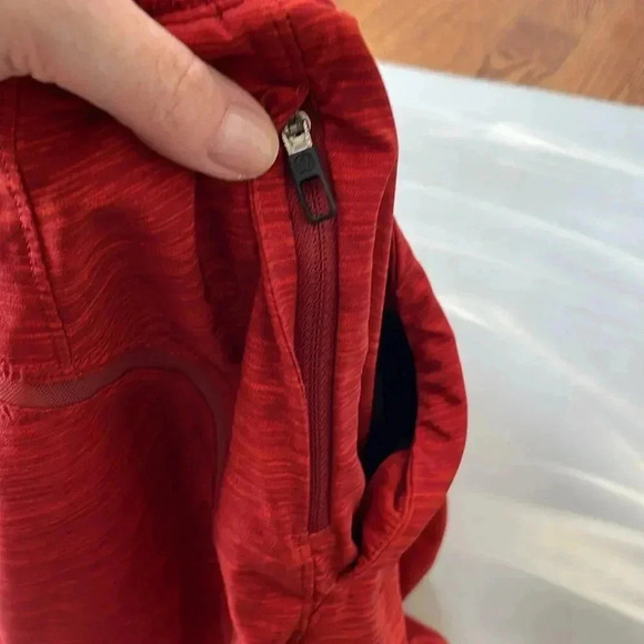 Lululemon I L (men’s) - Picture 9 of 15
